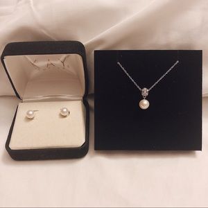 14k Real Pearl Necklace & Matching Earrings Set